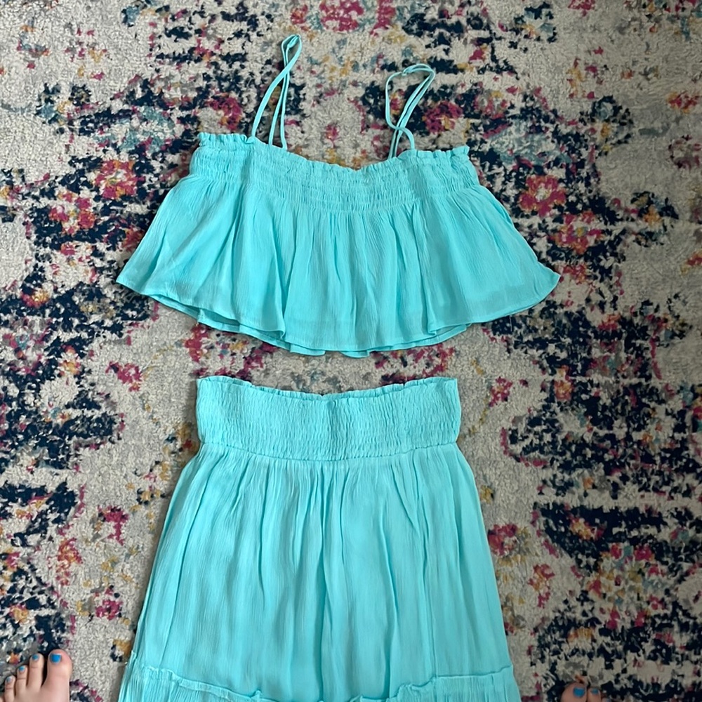 Pink Lily Top & Skirt Set!